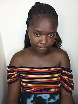 little_creamy webcam