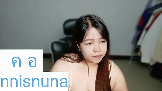 nunanunanuna webcam