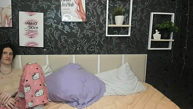NoriMoore webcam