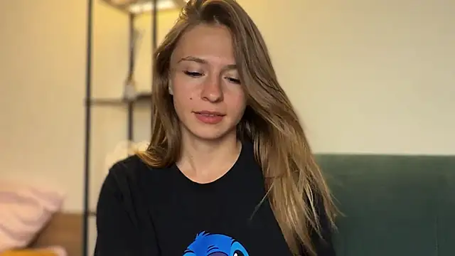 LovelyKatea webcam