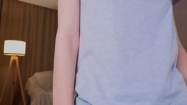 BettyBrowni webcam
