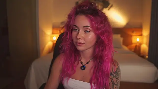 Sarah_Pink webcam
