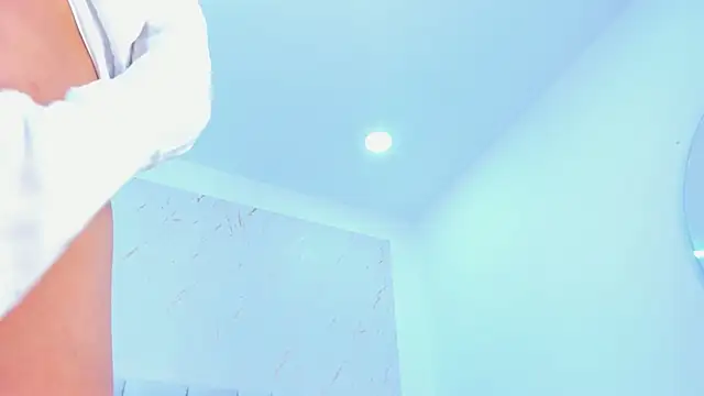 violet_giraldo webcam