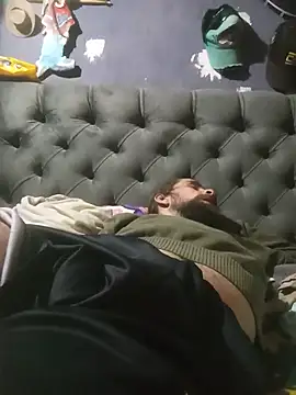 hairy_mannn webcam