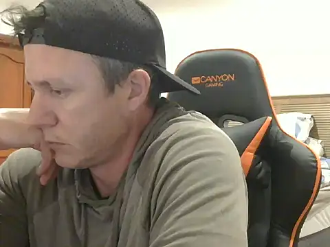 TroyDieselXXX webcam
