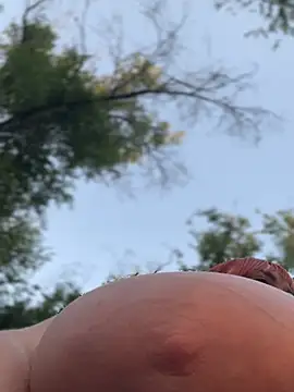 LadyDreams11 webcam