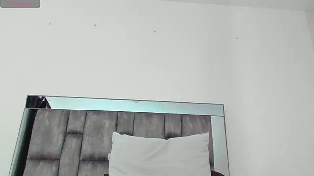 alyssia_ocean webcam