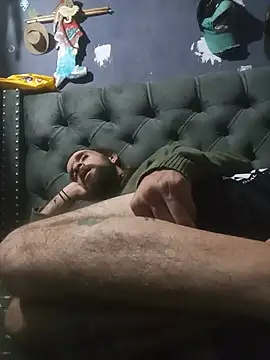 hairy_mannn webcam