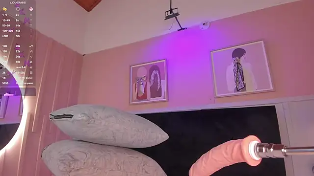 elodie_walker webcam