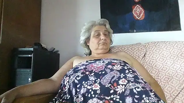ExquisiteMature webcam