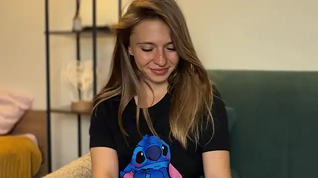 LovelyKatea webcam