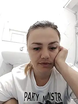 KrissSexi webcam