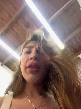 NICOLSKINNY1 webcam