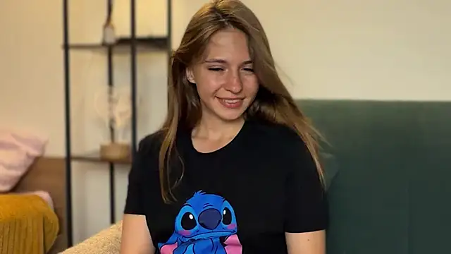 LovelyKatea webcam