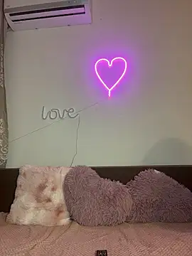 Sabrinedivinee webcam