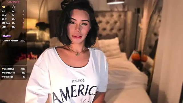 ParisianDoll webcam