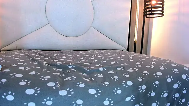 natzuki_1 - Natzuki_1's free webcam - UK Sex Cams