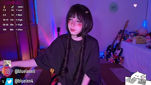 bluelen (F young) - 💙💙show naked💙💙