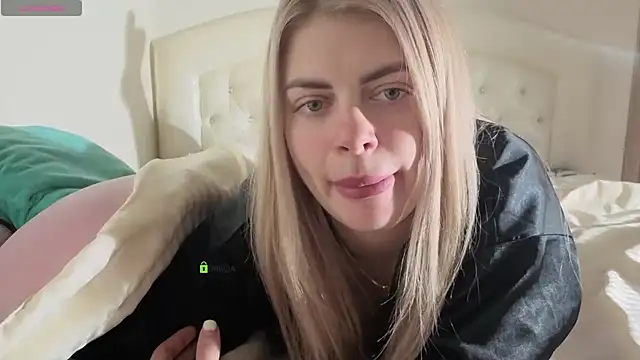 shamlesssadell (F young) - striptease naked