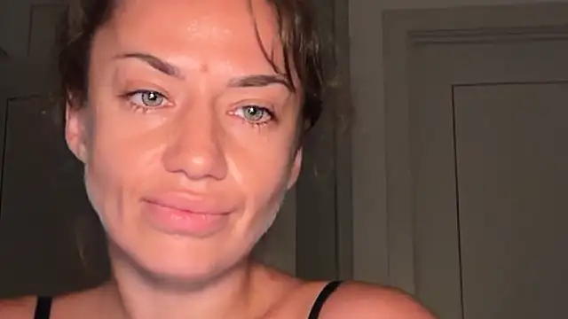 missrorian - MissRorian's free webcam - UK Sex Cams