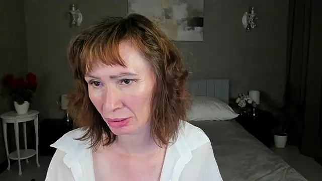 gracekellyyy live cam on StripChat