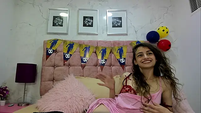 KatalinaLaurent webcam