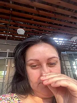 Vikki33vikki webcam