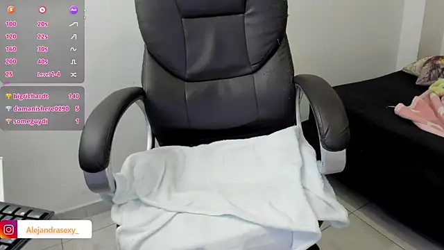 alejandra_milf_ webcam