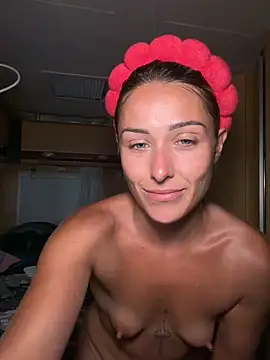 petrouchkaaa_ webcam