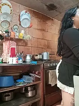 isis_milove webcam