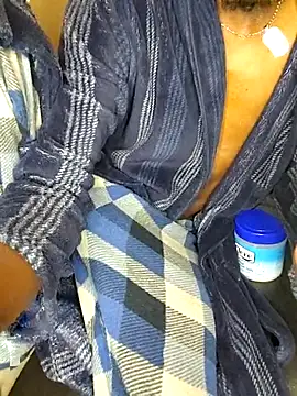 RETURNOFTPNUTS webcam