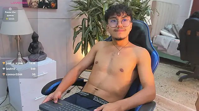 kai_storn webcam