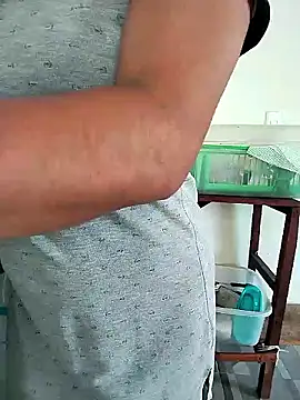 AngelicaStorms webcam