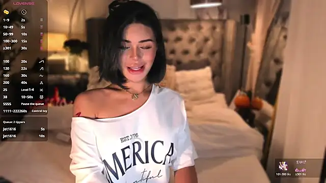 ParisianDoll webcam