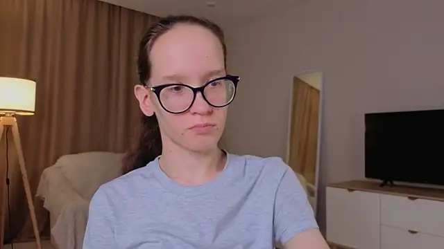 BettyBrowni webcam