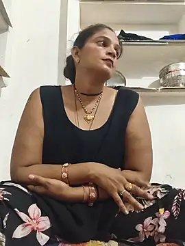Mohni_love webcam