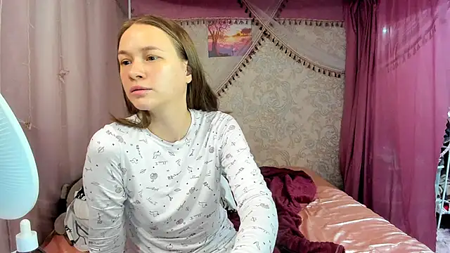 leila_bambi_ webcam
