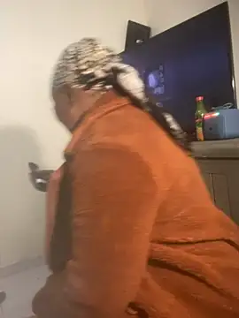 Cardiebae89 live cam on StripChat