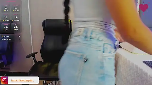 ChloeHarper_ webcam