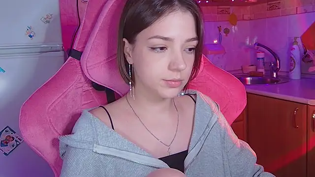 PamBeesly webcam