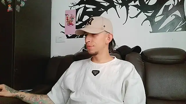 Chris__Jones webcam
