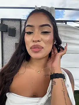 MystiqueXXX webcam