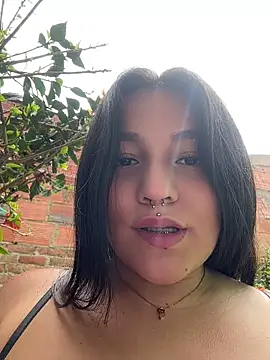 Emily_Gomezz webcam