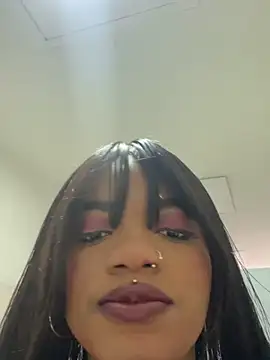 Mia_boobs24 webcam