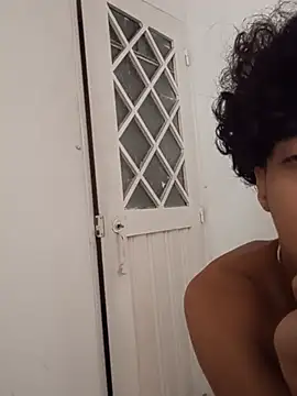 boy_max_latin webcam