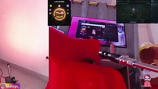 EthaanNova webcam
