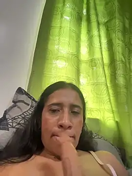 paolaqueenxx webcam