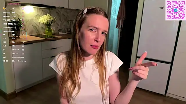 oopsnaked webcam