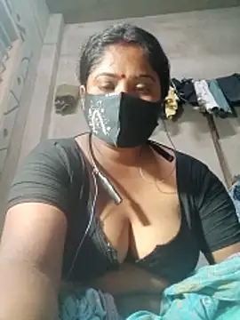 Miss-poly webcam