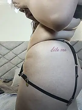 IsisRosee webcam